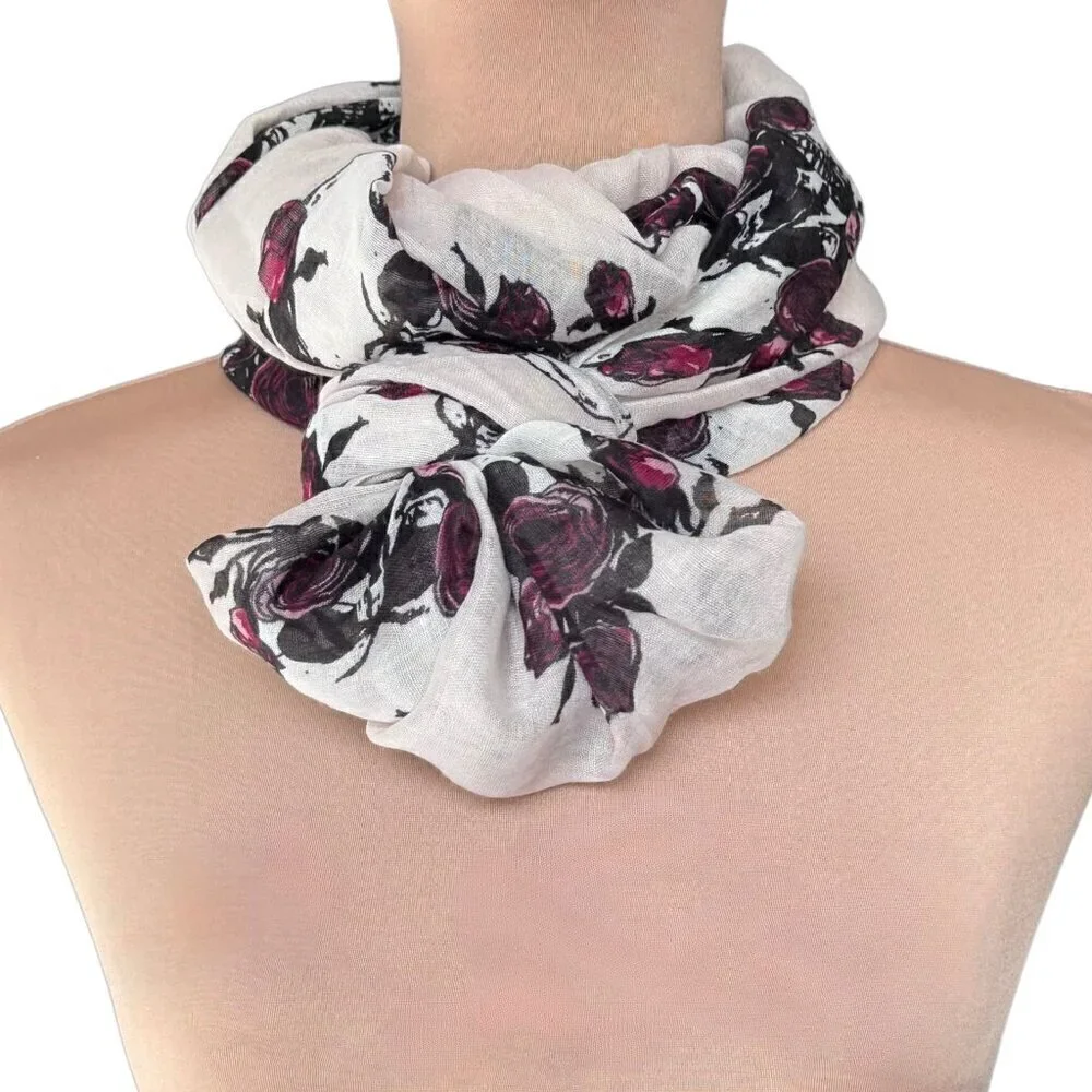 NWOT Skulls Infinity Scarf Grunge Goth Y2K Roses Novelty Print
